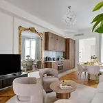 3-bedroom Luxurious And Elegant Family Flat - Vendome - With Ac פריז